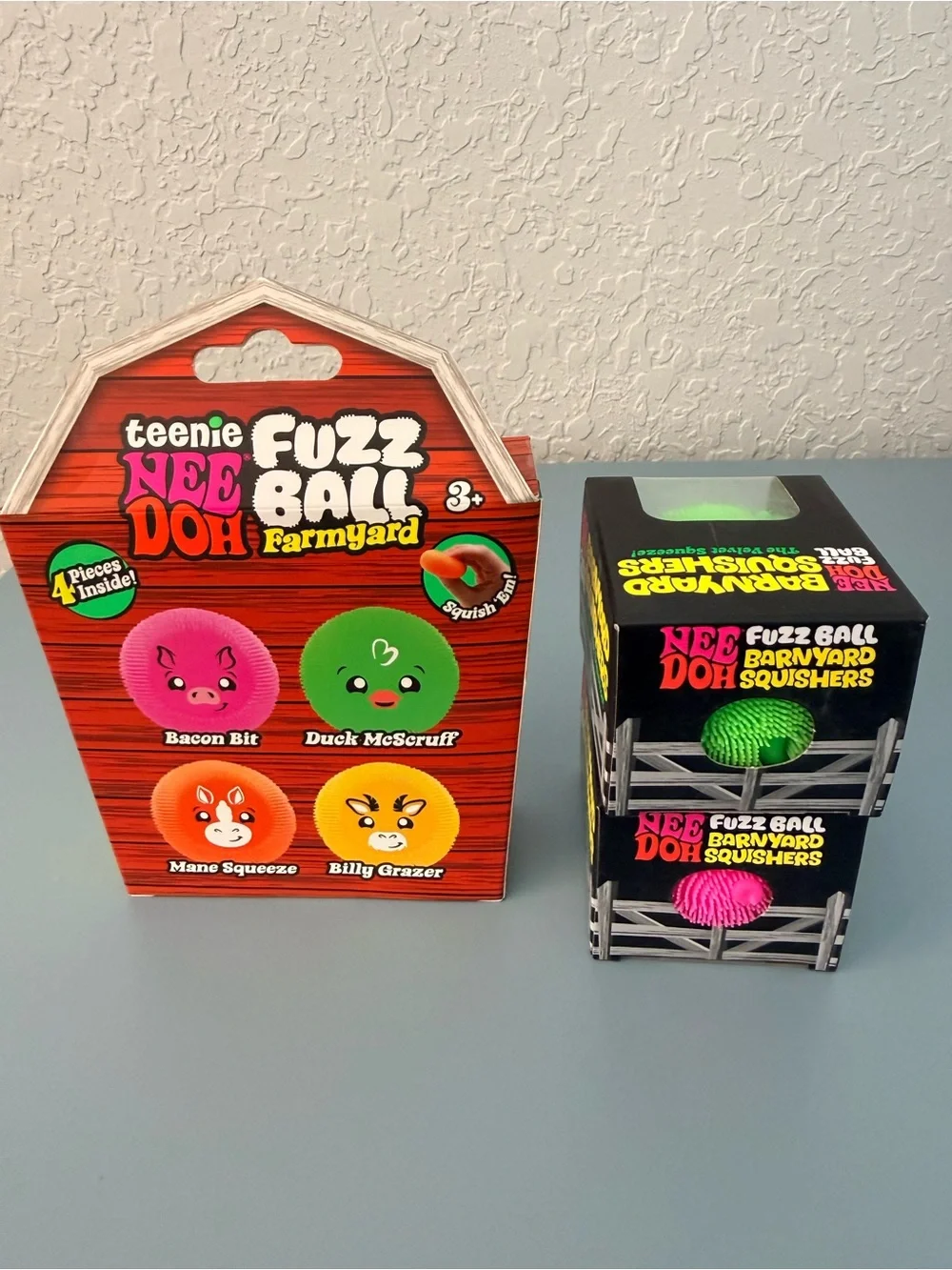 Needoh Teenie Farmyard 4 pack and barnyard Green & Pink